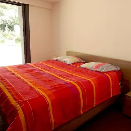 Contemporaine Proche De Montpellier *