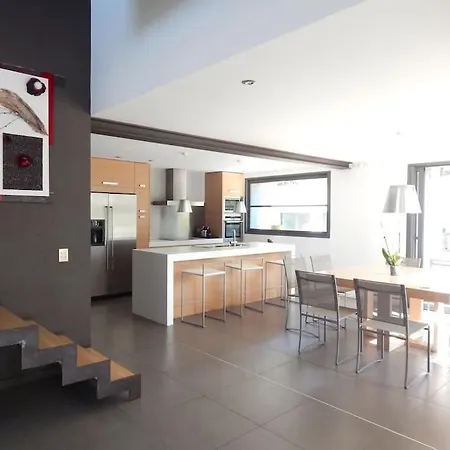 Contemporaine Proche De Montpellier Castelnau-le-Lez