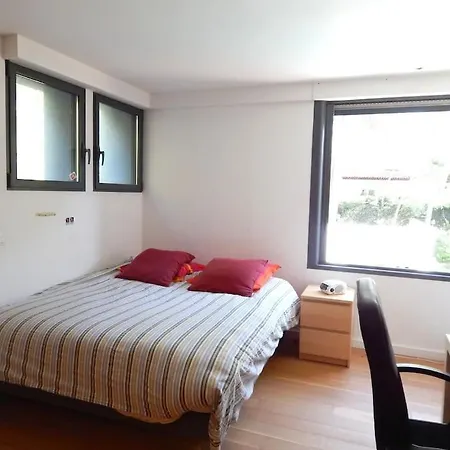 Contemporaine Proche De Montpellier *