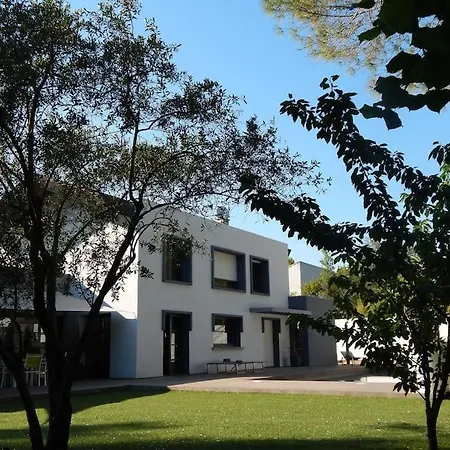 Contemporaine Proche De Montpellier * Castelnau-le-Lez
